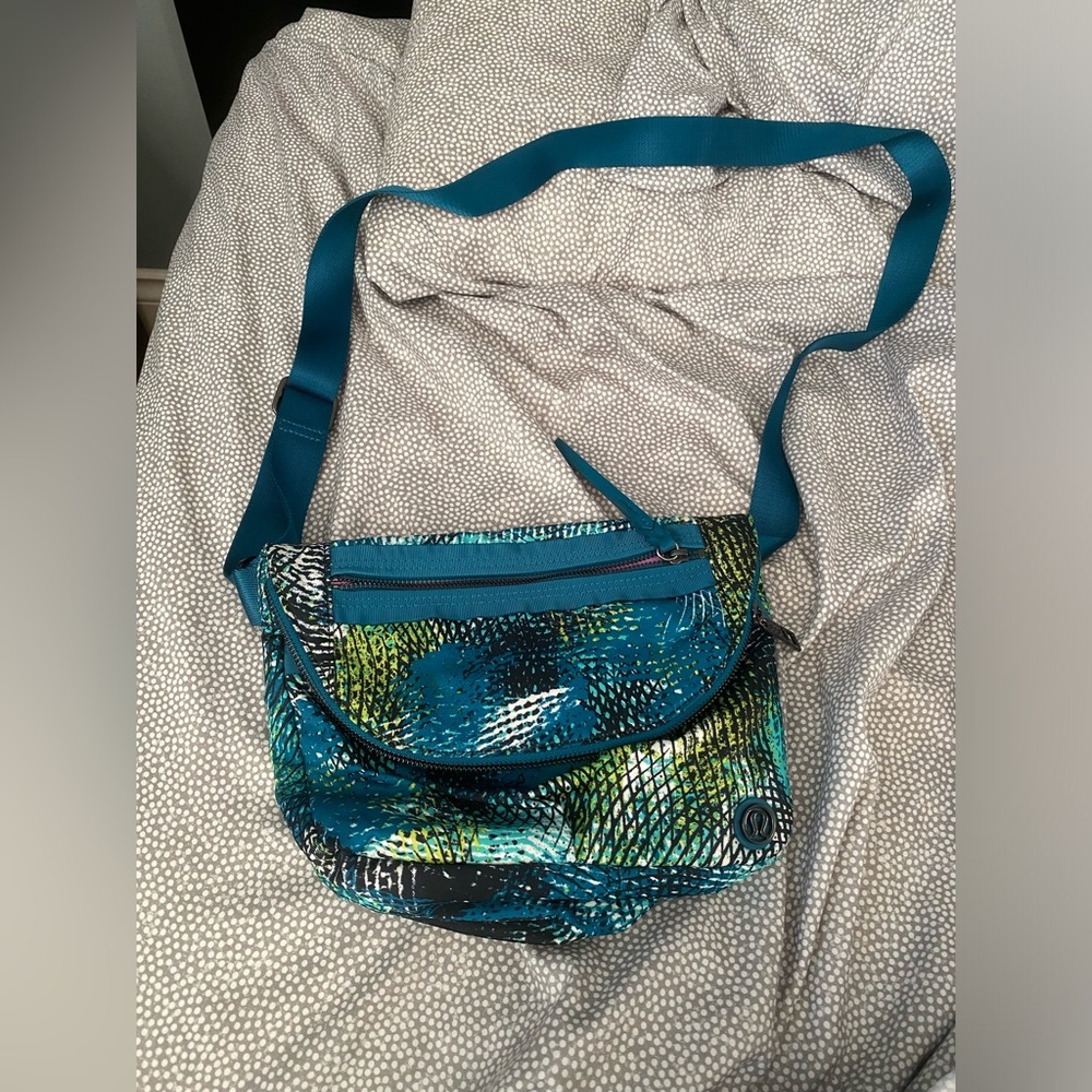 lululemon athletica Teal Patterned Crossbody Bag